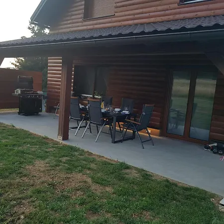 Kum Villa *