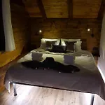 Kum Villa