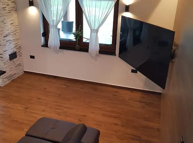 Kum Tuk Vojni